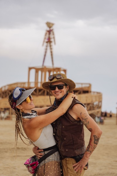 Aaron & Lana photo 14