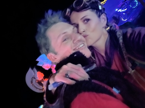 Aaron & Lana photo 17